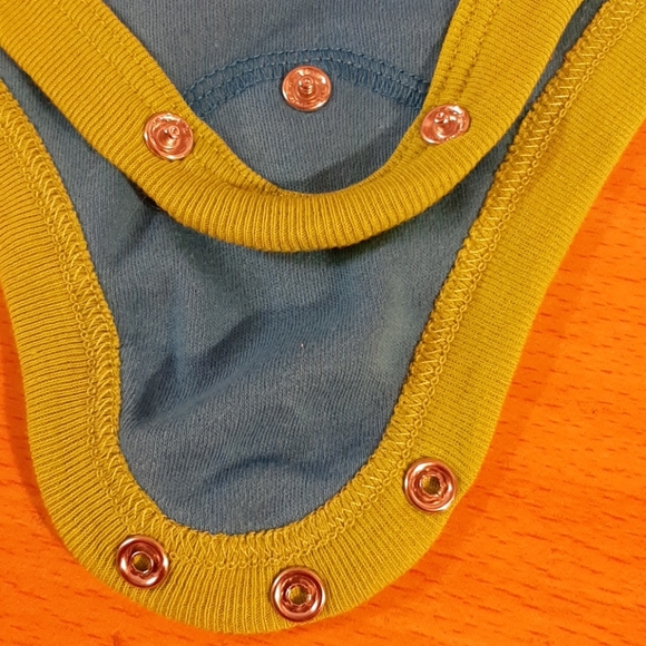 ☀️3/$10☀️ Ninja Turtles Onesie - Picture 3 of 6